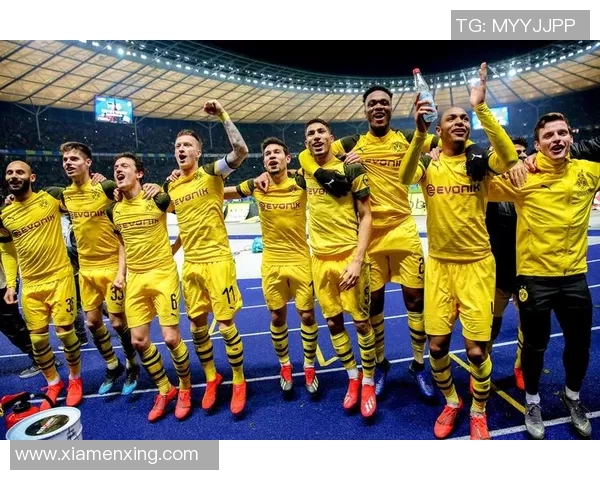 多特蒙德连败德甲下滑，危机四伏球队寻找复苏出路