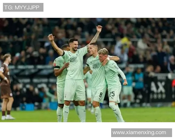 门兴主场大胜法兰克福,豪取3分锁定欧冠资格